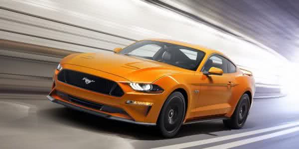 Ford-Mustang-2024-12-600x300 Ford Mustang 2024: Preço, Consumo, Ficha Técnica e Fotos