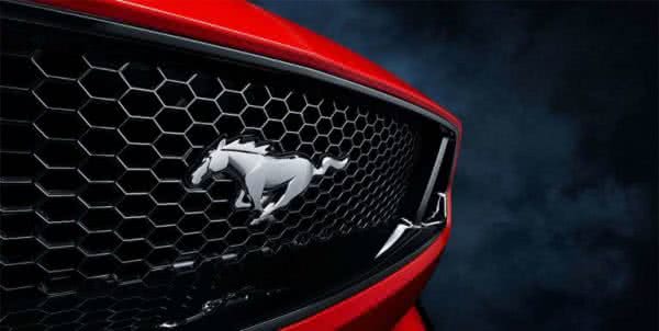 Ford-Mustang-2024-5-600x302 Ford Mustang 2024: Preço, Consumo, Ficha Técnica e Fotos