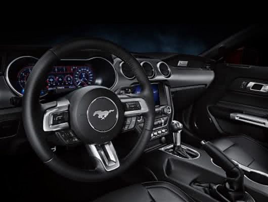 Ford-Mustang-2024-8-530x400 Ford Mustang 2024: Preço, Consumo, Ficha Técnica e Fotos