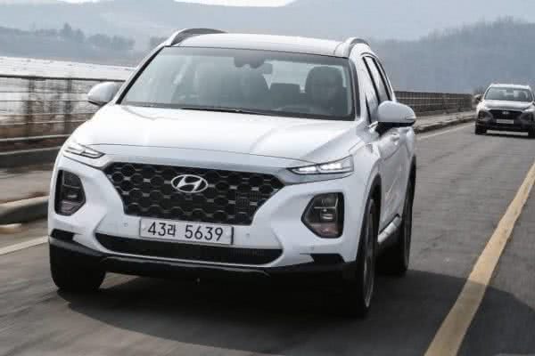 Hyundai-Santa-Fé-3-600x400 Novo Onix 2024: Preço, Consumo, Ficha Técnica e Fotos