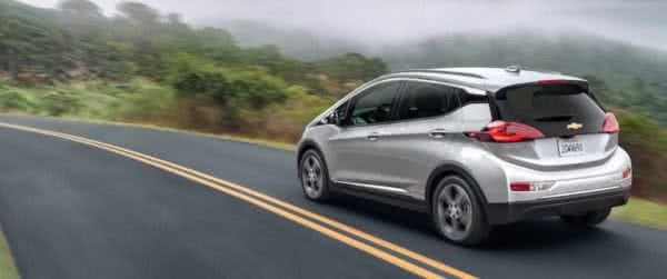 Novo-Chevrolet-Bolt-2024-3-600x251 Novo Chevrolet Bolt 2024: Carros Elétricos, Tecnologia, Economia