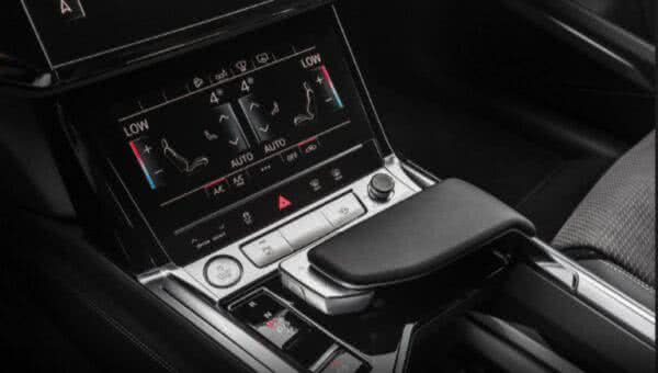 Audi-e-tron-2024-16-600x340 Audi E-tron 2024: Preço, Consumo, Fotos, Itens, Ficha Técnica